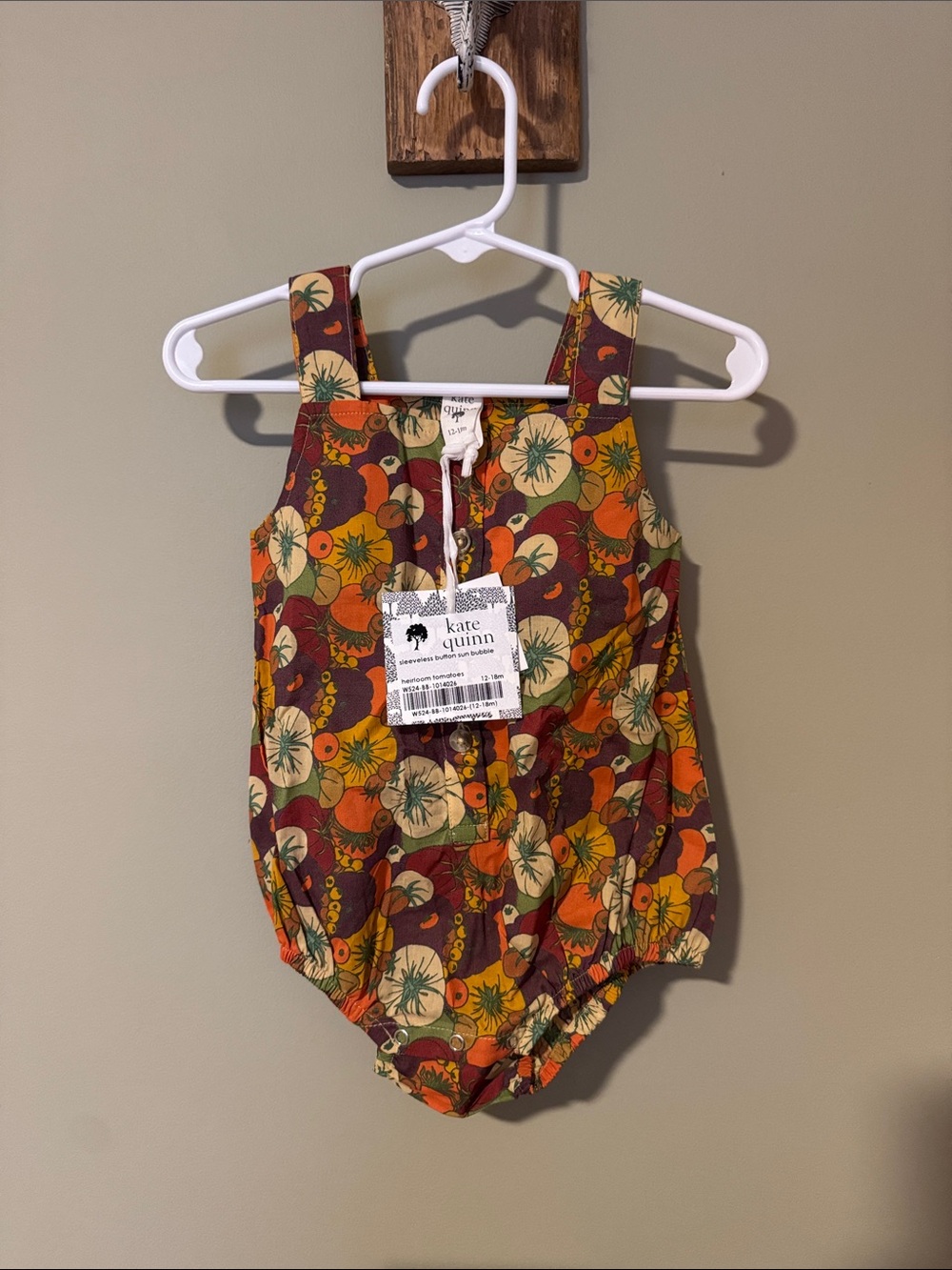 Kate Quinn Romper in heirloom tomatoes